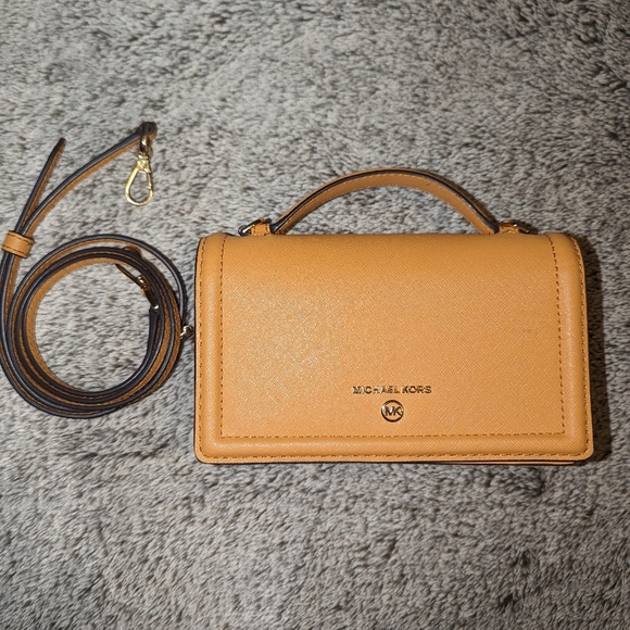 Michael kors jet set top handle smart phone crossbody bag - Picture 1 of 10